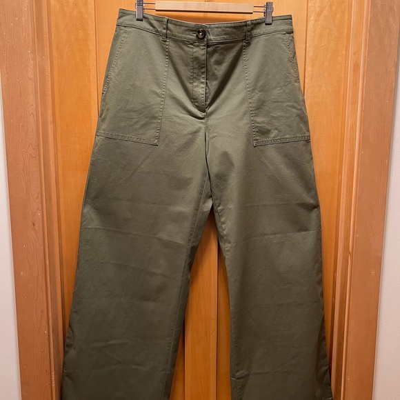 Ann Taylor Green Wide Leg Pants - Picture 2 of 7